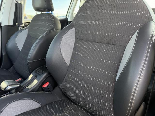 Peugeot 2008 image 2