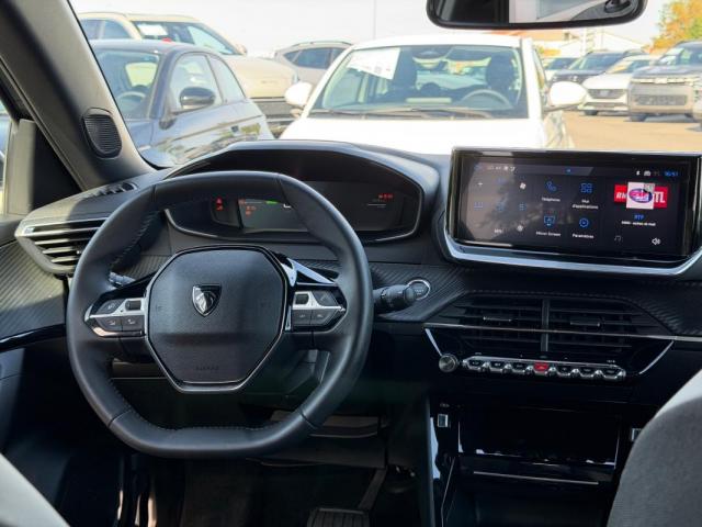 Peugeot 2008 image 3