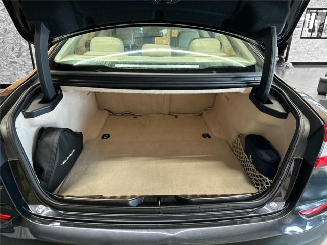 Maserati Quattroporte image 4