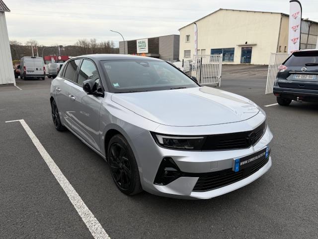 Opel Astra image 2