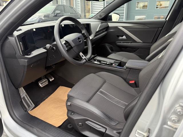 Opel Astra image 1