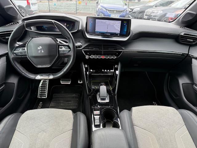 Peugeot 208 image 2