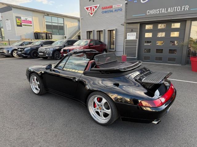 Porsche 911 image 9