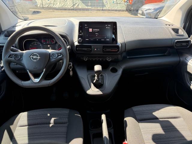 Opel Combo image 4