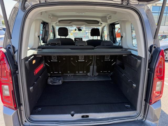 Opel Combo image 9