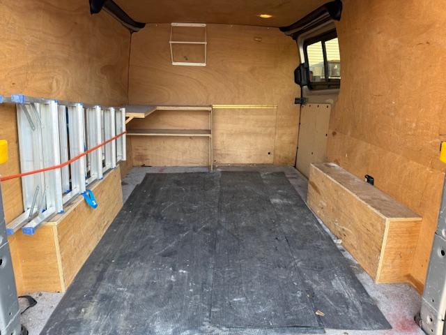 Ford Transit Custom image 3