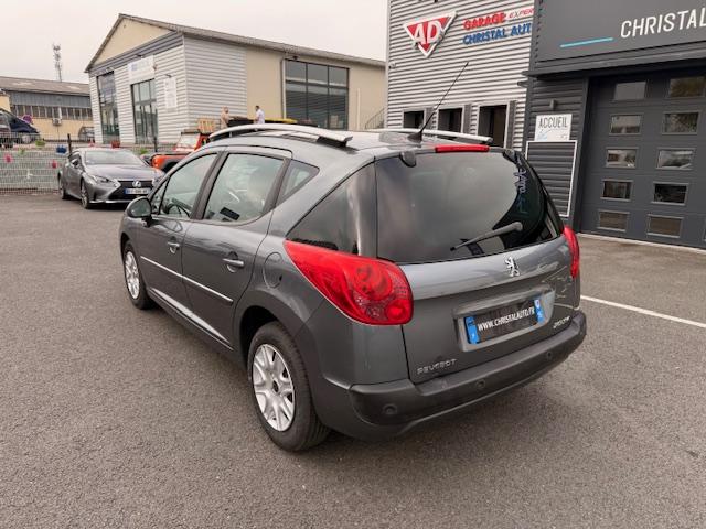 Peugeot 207 Sw image 1