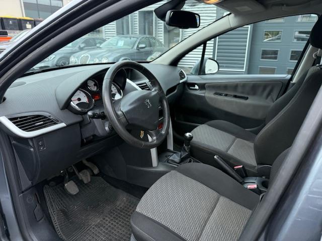 Peugeot 207 Sw image 6