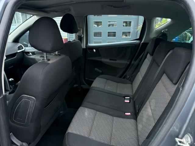 Peugeot 207 Sw image 8