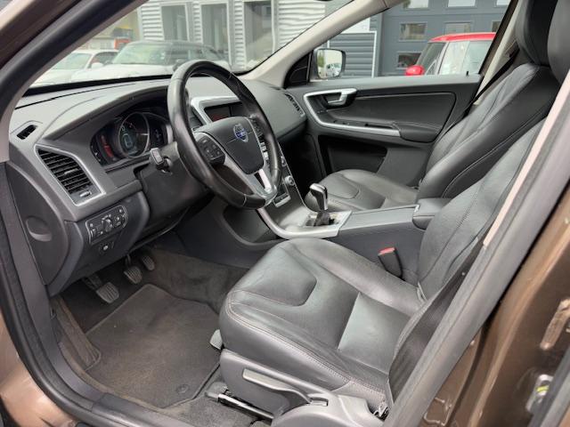 Volvo Xc60 image 8