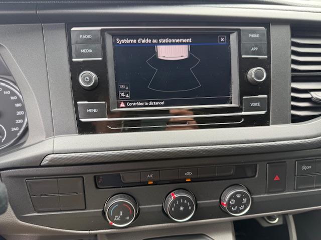 Volkswagen Transporter image 8
