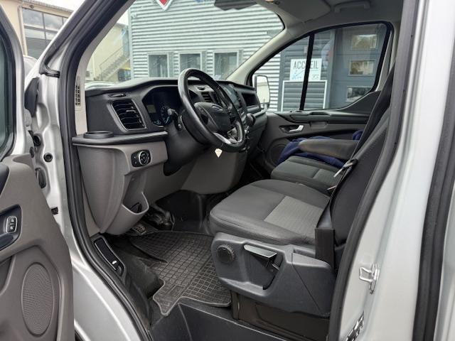 Ford Transit Custom image 7