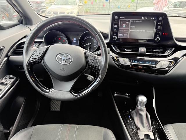 Toyota C-Hr image 6