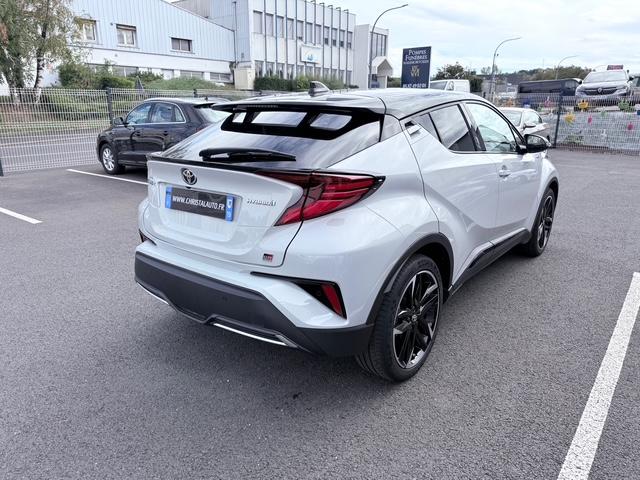 Toyota C-Hr image 2