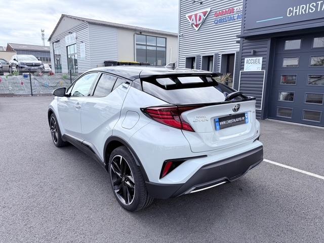 Toyota C-Hr image 1