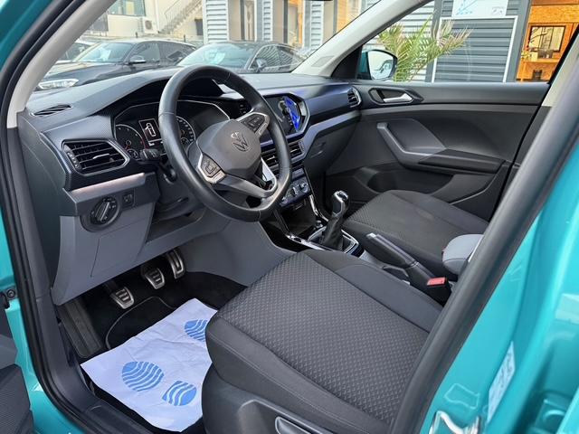 Volkswagen T-Cross image 9
