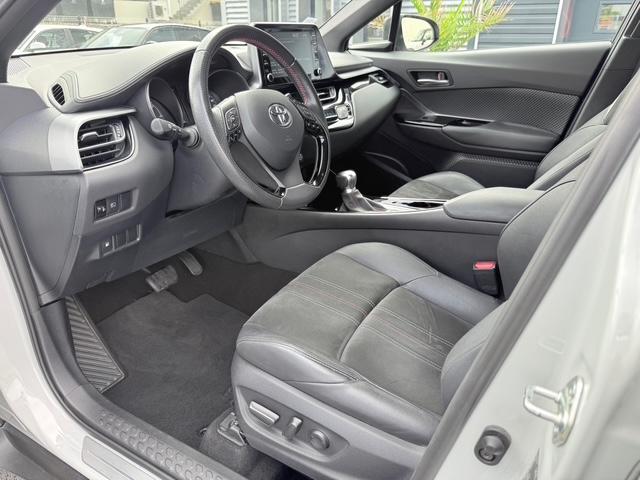 Toyota C-Hr image 2