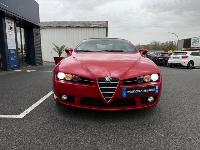 Alfa Romeo Spider image 9