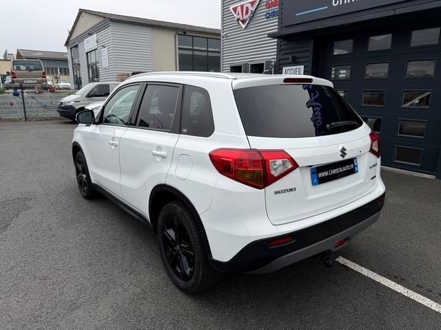 Suzuki Vitara image 8