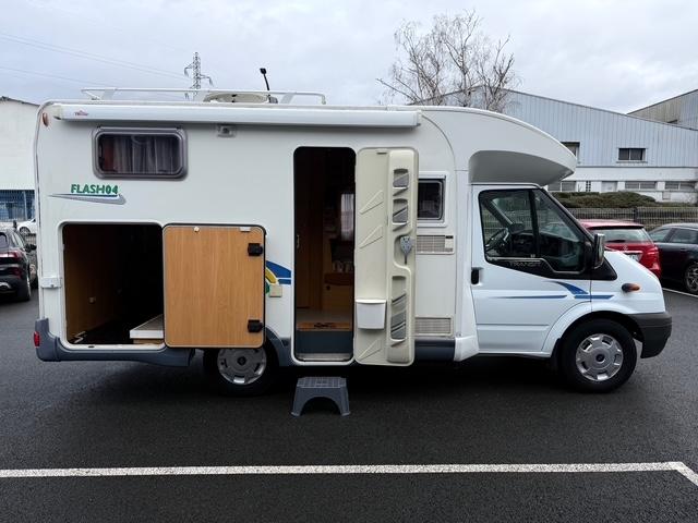 Ford Transit image 1