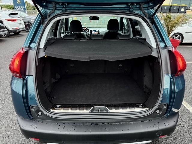 Peugeot 2008 image 1