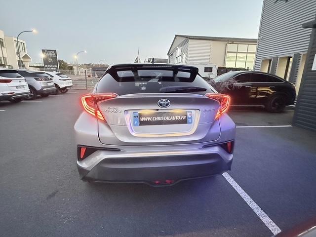 Toyota C-Hr image 2