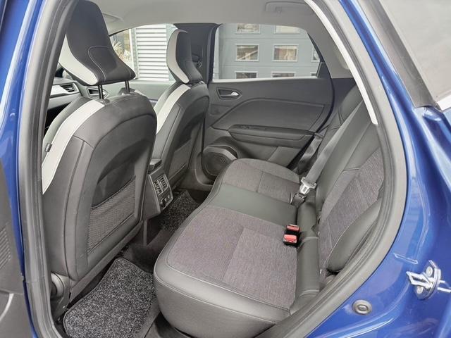Renault Captur image 1