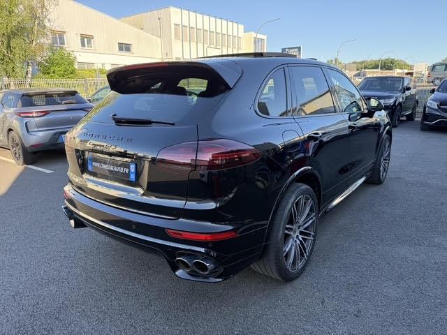 Porsche Cayenne image 1