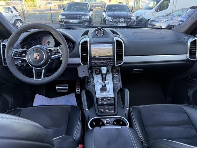 Porsche Cayenne image 6
