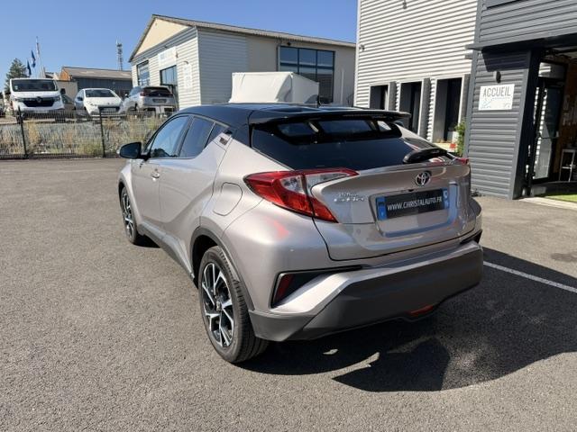 Toyota C-Hr image 1