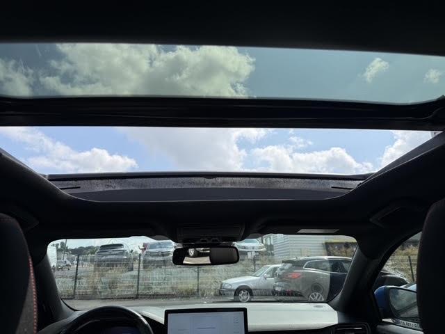 Ford Focus image 9