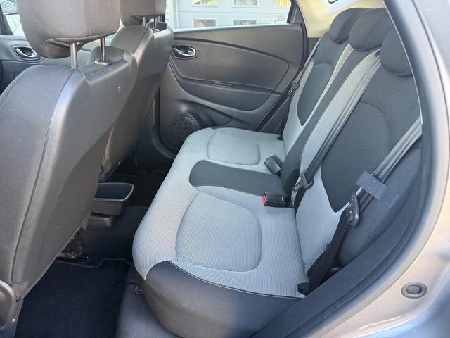 Renault Captur image 8