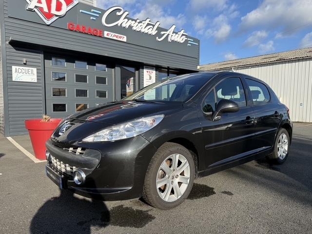Peugeot 207 Sport Pack 1.6 E 16v 120 5 Portes (mai 2007) (co2 145)