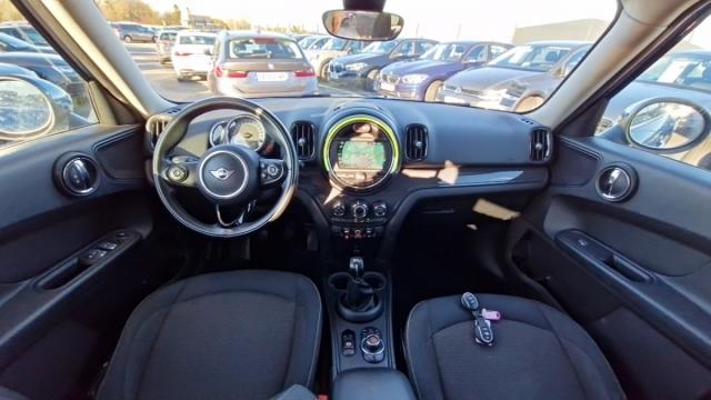 Mini Countryman image 3
