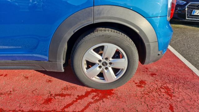 Mini Countryman image 2