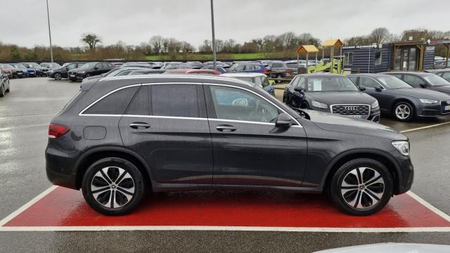 Mercedes Benz Glc image 6
