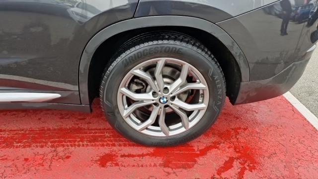 Bmw X4 image 7