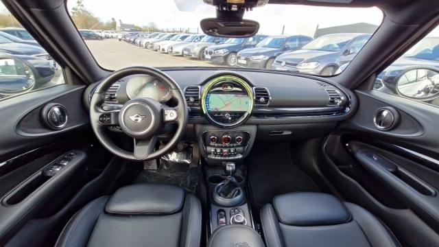 Mini Clubman image 3
