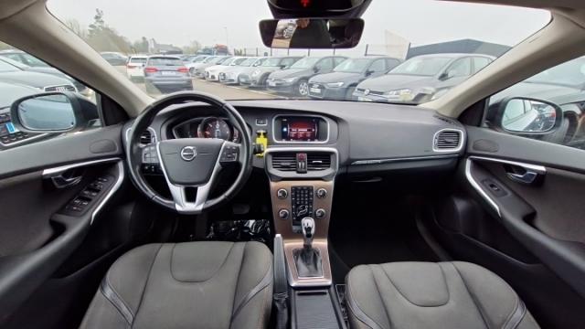Volvo V40 Cross Country image 6