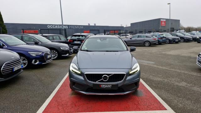 Volvo V40 Cross Country image 1