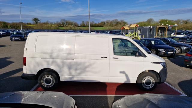 Volkswagen Transporter image 7