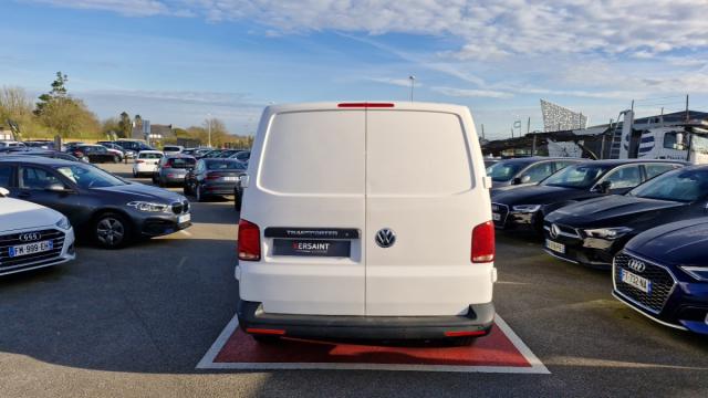 Volkswagen Transporter image 8