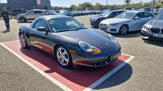 Porsche Boxster image 6
