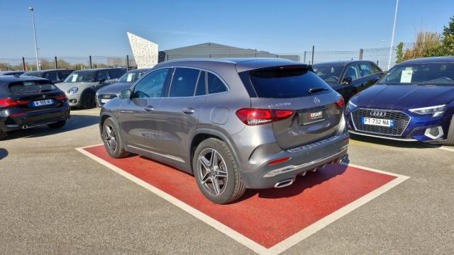 Mercedes Benz Gla image 1