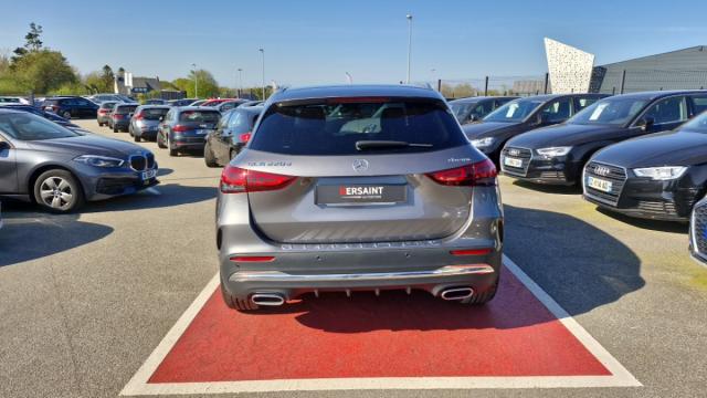Mercedes Benz Gla image 7