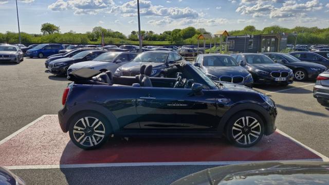 Mini Cabrio image 8