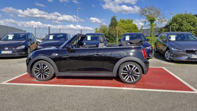Mini Cabrio image 7