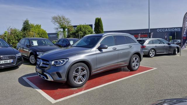 Mercedes Benz