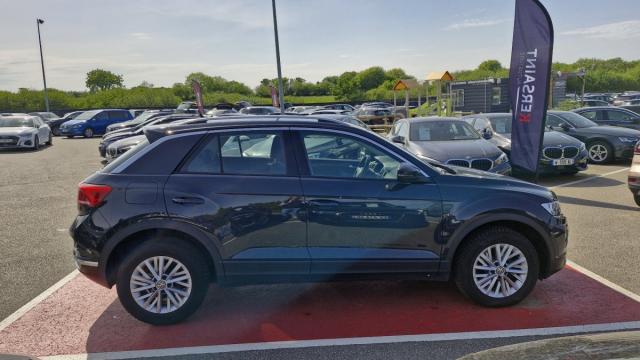 Volkswagen T-Roc image 9