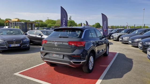 Volkswagen T-Roc image 1